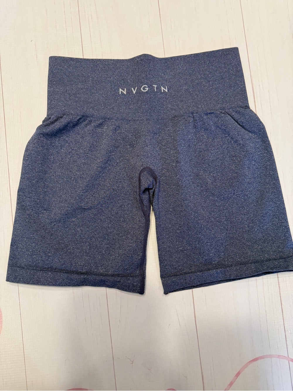 NVGTN High-Waist Navy Women’s Performance Shorts size Small inseam 7”